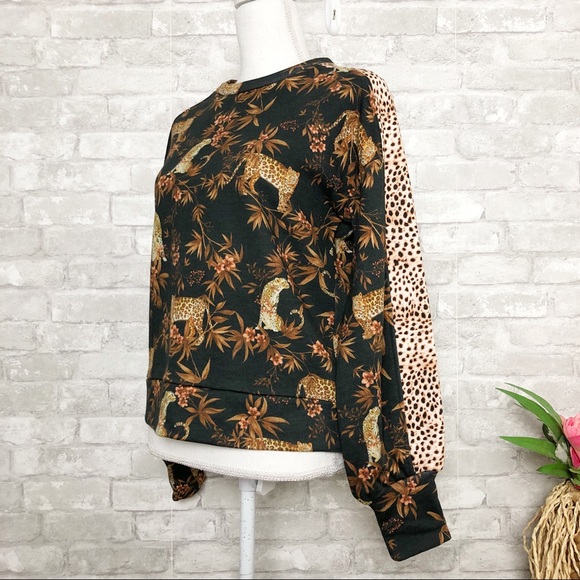 NWOT GENERATION LOVE Leopard Floral Animal Graphic Novelty Print Sweater Small - Picture 2 of 12